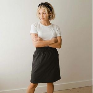 Albion Fit The Away Skirt Black size Small
